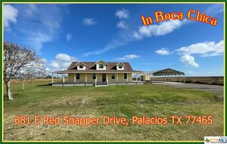 681 E Red Snapper Dr, Palacios, TX 77465