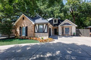 7207 E  Mockingbird Ln, Dallas, TX 75214