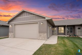 3411 E  Bison Trl, Sioux Falls, SD 57108
