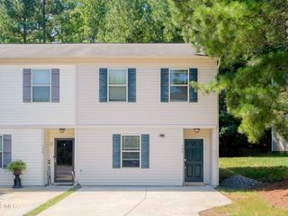 504 Hobkirks Pl, Durham, NC 27704