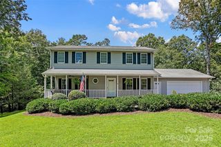 6 Oak Grove Rd, Arden, NC 28704