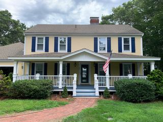 26 Cove Rd, Forestdale, MA 02644