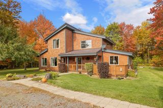 1916 North Road, Eden Mills, VT 05653