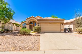 1069 W GLENMERE Drive, Chandler, AZ 85224
