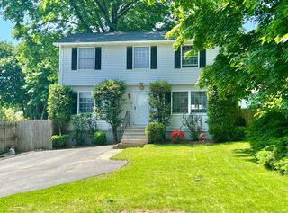 2 Broad Court, Norwalk, CT 06850