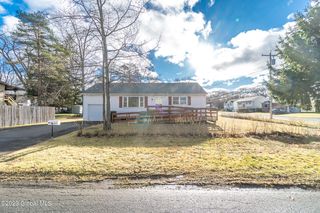 3261 McDonald Avenue, Schenectady, NY 12304