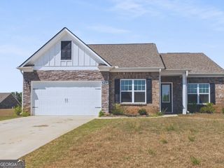 1259 Fendt Dr, Locust Grove, GA 30248