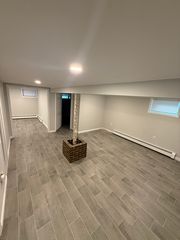 21 Don St, East Patchogue, NY 11772
