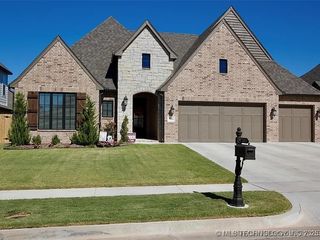 5411 E  125th St S, Bixby, OK 74008