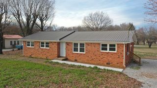 224 Indian Creek Rd, Huntland, TN 37345