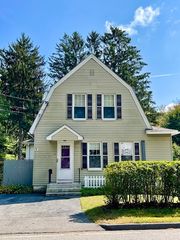 105 Boyce St, Auburn, MA 01501