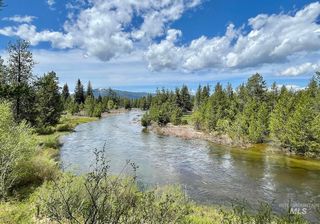 44 Spink Ln, McCall, ID 83638