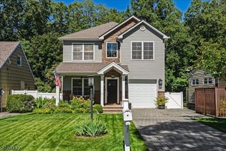11 Ridge Pl, Wayne, NJ 07470