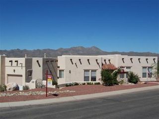 702 W  Silver Eagle Ct, Oro Valley, AZ 85737