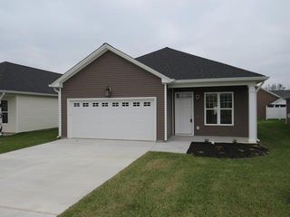 347 Lafayette St, Cadiz, KY 42211