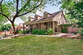 1732 S  Edgefield Ave, Dallas, TX 75224