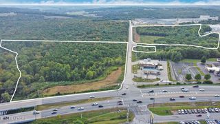 N  Main St, Crossville, TN 38555