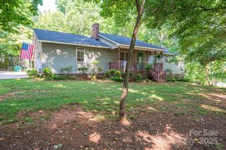 236 Howards Creek School Rd, Lincolnton, NC 28092