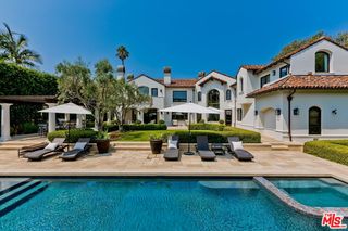 2134 La Mesa Dr, Santa Monica, CA 90402