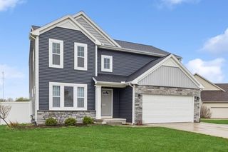 4547 Lauren Ln, Saint Joseph, MI 49085