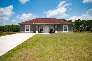 8029 Melody Cir, Labelle, FL 33935