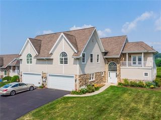 1087 Ashfield Way, Greensburg, PA 15601