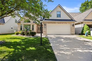 22669 Melissa Ln, Strongsville, OH 44149