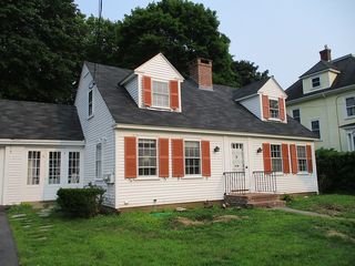 15 Lafayette Rd, Portsmouth, NH 03801