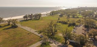 201 Arkansas Ave, Gulfport, MS 39507