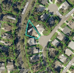 2227 Pebble Beach Dr, Spring Hill, FL 34606