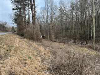 6118 S  Chestatee St, Dahlonega, GA 30533