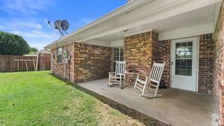 2102 Woodway Dr, Texarkana, AR 71854