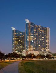 5925 Almeda Rd #12202, Houston, TX 77004