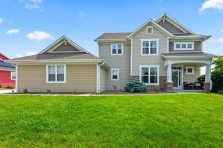 W81N744 Topview TRAIL, Cedarburg, WI 53012