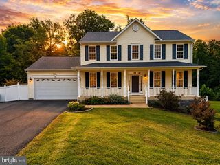325 Phillips St, Fredericksburg, VA 22405