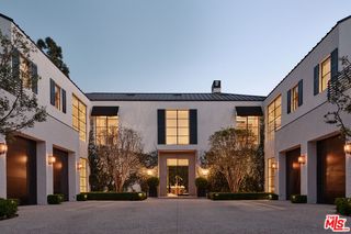 12846 Highwood St, Los Angeles, CA 90049