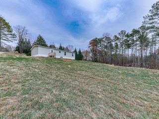 300 Hulsey Trl, Canton, GA 30114