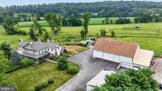 1505 W  Kings Hwy, Gap, PA 17527