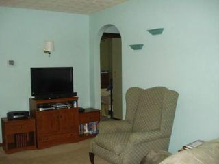 218 N  Douglas Ave, Springfield, OH 45503