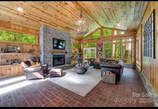 87 Old Cabin Cv, Sylva, NC 28779