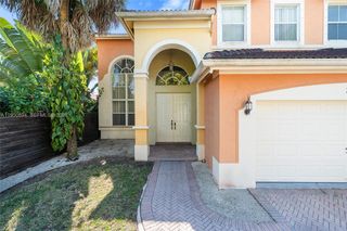16062 SW 43rd Ter, Miami, FL 33185