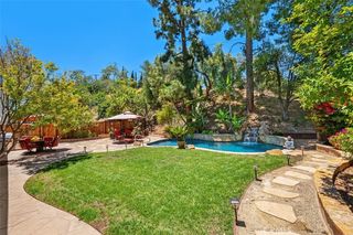 23349 Schoenborn St, Canoga Park, CA 91304