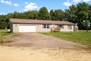 N6893 English Settlement Rd, Albany, WI 53502