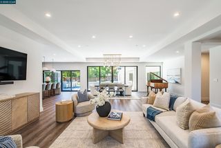 741 Hazelwood Dr, Walnut Creek, CA 94596