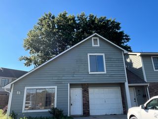 2406 Alabama St #8A, Lawrence, KS 66046