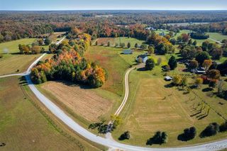 17255 Summer Meadow Rd, Beaverdam, VA 23015