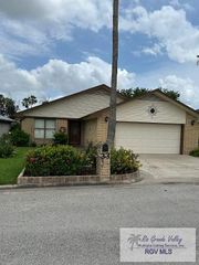 33 Shenandoah River Dr, Brownsville, TX 78520