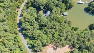 Bridgewater Ln, Moneta, VA 24121