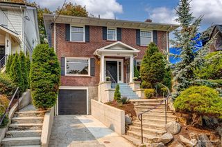 923 33rd Avenue, Seattle, WA 98122