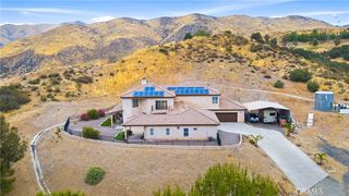 13675 Davenport Rd, Agua Dulce, CA 91390